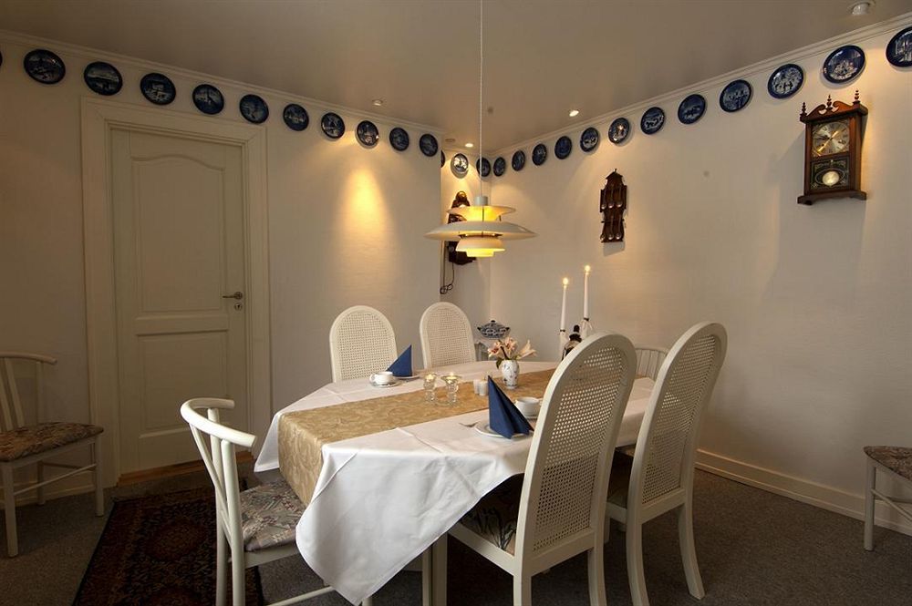 Purhus Kro Fårup エクステリア 写真